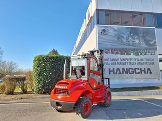Carrelli elevatori fuoristrada Hangcha TT30-2