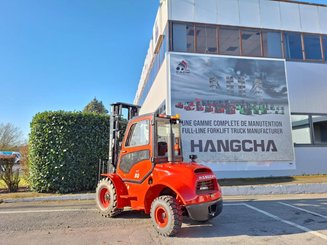 Carrelli elevatori fuoristrada Hangcha TT30-2