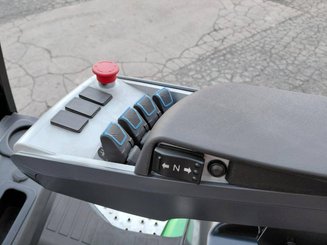 Carrello elevatore frontale a 3 ruote Hangcha XC3-18i (CPDS18-XCC2G-SI)