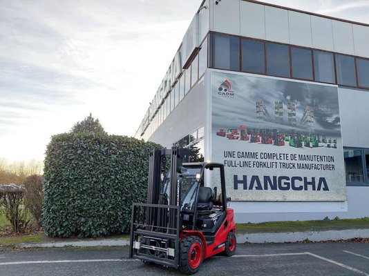 Carrello elevatore frontale a 4 ruote Hangcha XF35G-2 (CPYD35-X2H21F1) - 1