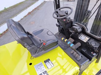 Carrello elevatore frontale a 4 ruote Clark GEX40
