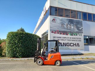 Carrello elevatore frontale a 4 ruote Hangcha AE18