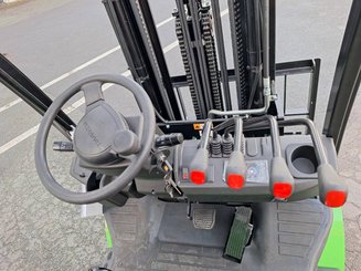 Carrello elevatore frontale a 4 ruote Hangcha AE20Ci