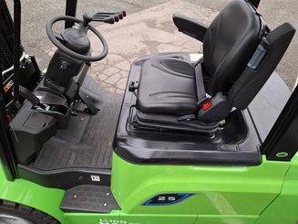 Carrello elevatore frontale a 4 ruote Hangcha AE25-I