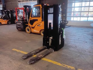 Stoccatori guida in accompagnamento Hangcha CDD16-XT1-SI - 1