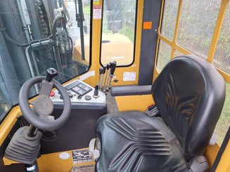 Carrello elevatore laterale multidirezionale Combilift C8000-15