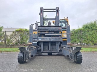 Carrello elevatore laterale multidirezionale Combilift C8000-15
