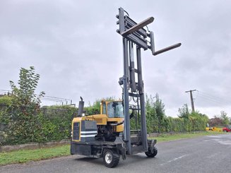 Carrello elevatore laterale multidirezionale Combilift C8000-15