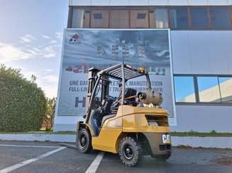 Carrello elevatore frontale a 4 ruote Caterpillar GP25N - 3