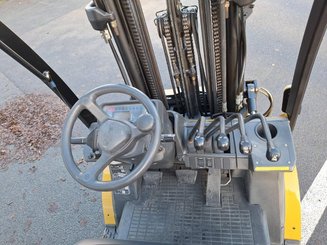 Carrello elevatore frontale a 4 ruote Caterpillar GP25N - 15