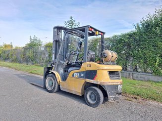 Carrello elevatore frontale a 4 ruote Caterpillar GP30NTD - 3
