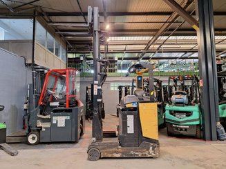 Carrelli retrattili Caterpillar NR16N