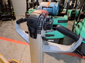 Stoccatori guida in accompagnamento Caterpillar NSP16N2 - 19