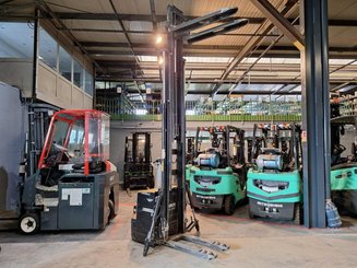 Stoccatori guida in accompagnamento Caterpillar NSP16N2 - 12