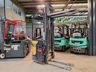 Stoccatori con pedana Caterpillar NSR20N - 6