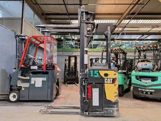 Stoccatori con pedana Caterpillar NSR20N - 10