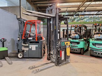 Stoccatori con pedana Caterpillar NSR20N - 11