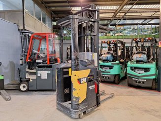 Stoccatori con pedana Caterpillar NSR20N - 8