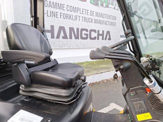 Carrello elevatore frontale a 4 ruote Hangcha XE25i (CPD25-XEY2-SI)