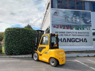 Carrello elevatore frontale a 4 ruote Hangcha XE38i