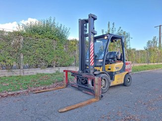 Carrello elevatore frontale a 4 ruote Yale GLP35VX