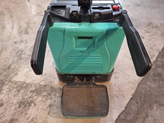 Transpallet guida in accompagnamento Yale MP20X