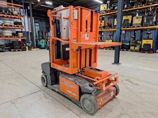 Navicella a gruppo di sollevamento verticale JLG TOUCAN DUO
