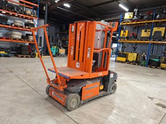 Navicella a gruppo di sollevamento verticale JLG TOUCAN DUO