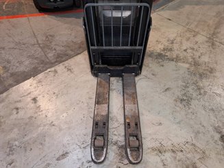Stoccatori guida in accompagnamento Crown ESI4000-12