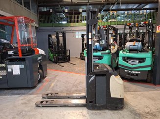 Stoccatori guida in accompagnamento Crown ESI4000-12