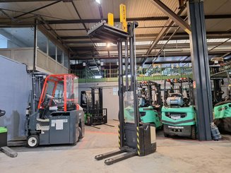 Stoccatori guida in accompagnamento Crown WE2300-16