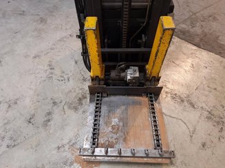 Stoccatori guida in accompagnamento Crown WE2300-16