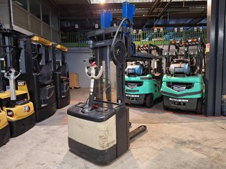 Stoccatori guida in accompagnamento Crown WE2300-16