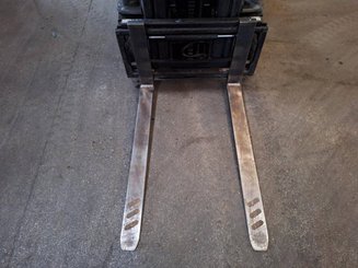 Carrello elevatore frontale a 3 ruote Crown SC5340-1.6 - 6