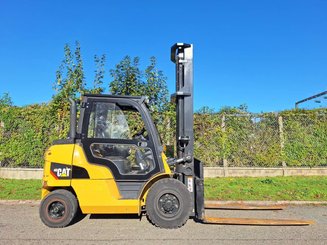 Carrello elevatore frontale a 4 ruote Caterpillar DP40 NT - 1