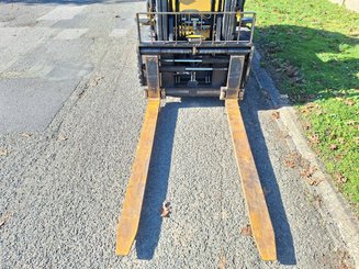 Carrello elevatore frontale a 4 ruote Caterpillar DP40 NT - 12