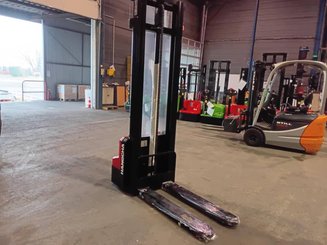 Stoccatori guida in accompagnamento Hangcha CDD12-A2MC2-SZ