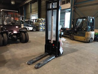Stoccatori guida in accompagnamento Hangcha CDD12-A2MC2-SZ