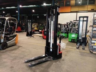 Stoccatori guida in accompagnamento Hangcha CDD12-A2MC2-SZ