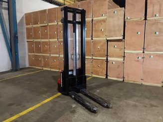 Stoccatori guida in accompagnamento Hangcha CDD15-A2MC2-SZ 