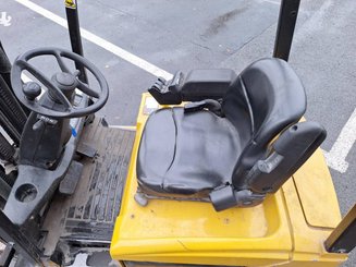 Carrello elevatore frontale a 3 ruote Yale ERP16ATF