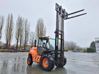 Carrelli elevatori fuoristrada Ausa C400H