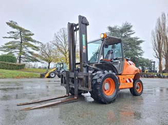 Carrelli elevatori fuoristrada Ausa C400H