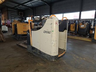 Transpallet con pedana Crown WT3040