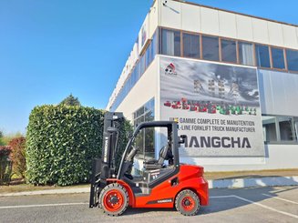 Carrello elevatore frontale a 4 ruote Hangcha XF35D-2