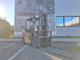 Carrello elevatore frontale a 4 ruote Caterpillar GP25NT - 1