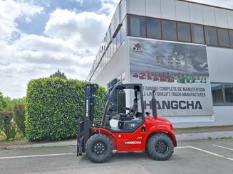 Carrelli elevatori fuoristrada Hangcha TT25-4