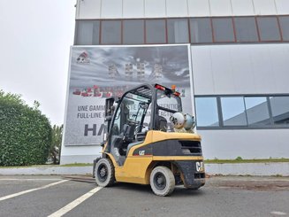 Carrello elevatore frontale a 4 ruote Caterpillar GP25N