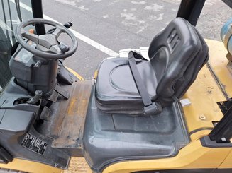 Carrello elevatore frontale a 4 ruote Caterpillar GP25N