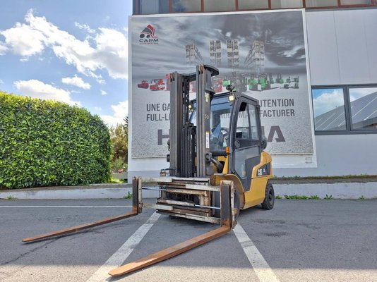 Carrello elevatore frontale a 4 ruote Caterpillar GP25NTD - 1